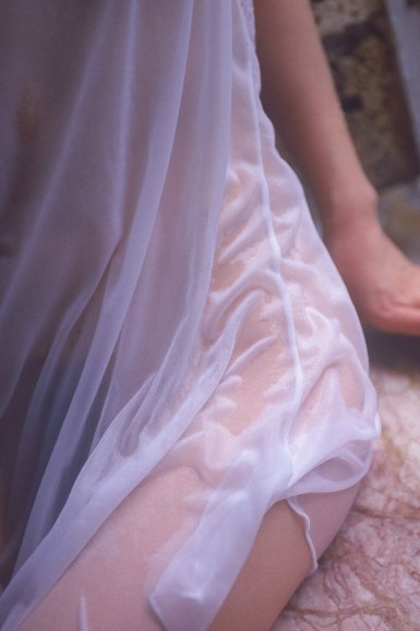 电子竞技:金希澈感谢刘在石:提及雪莉和具荷拉的他很帅气(图3) kaiyun esports